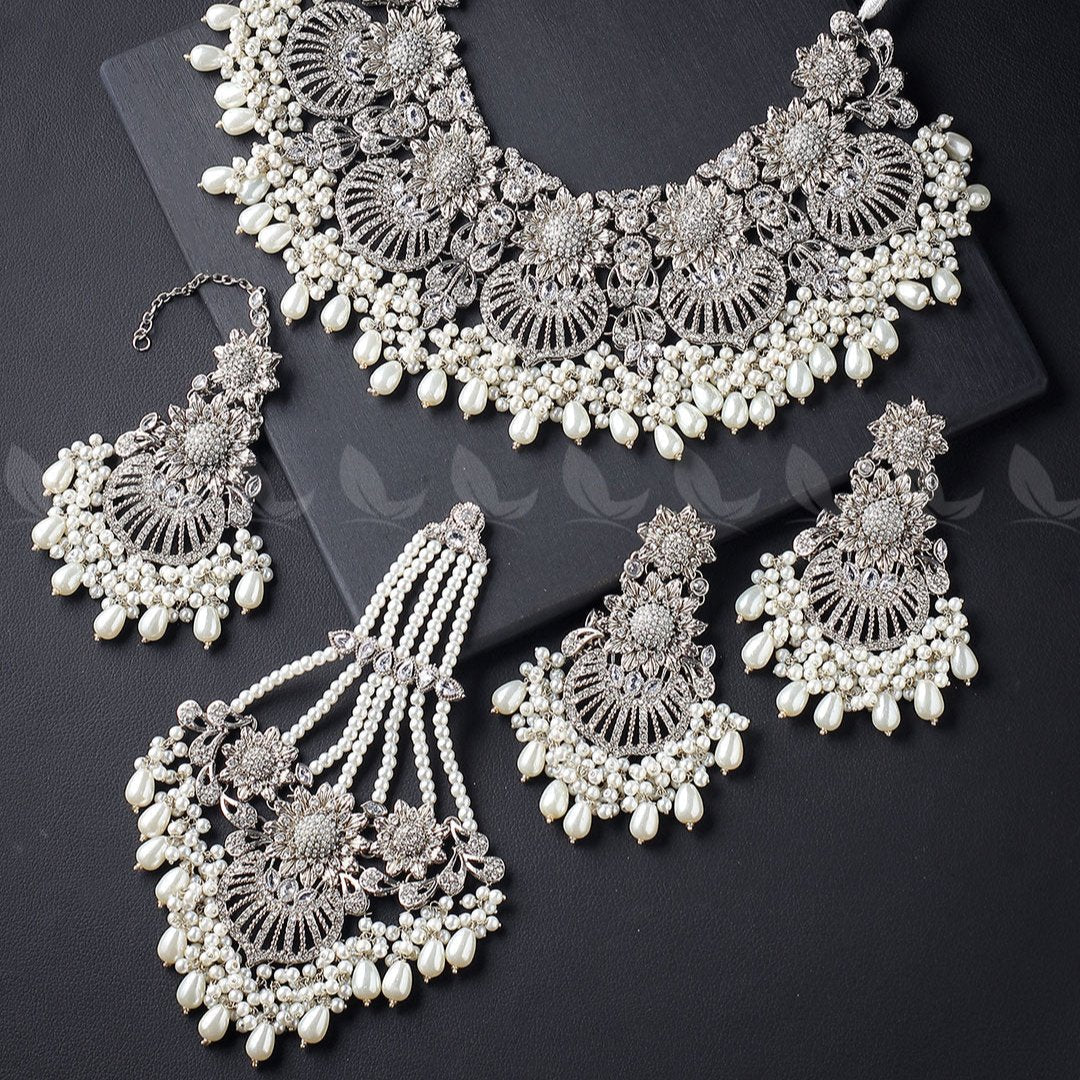 Yarrow Bridal Set