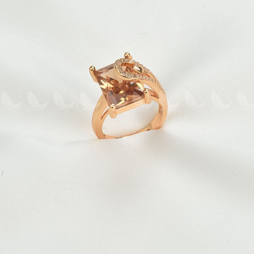 Elegance Ring