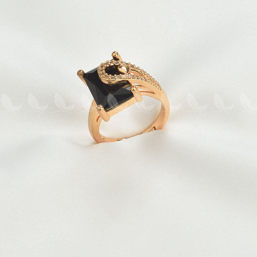 Elegance Ring