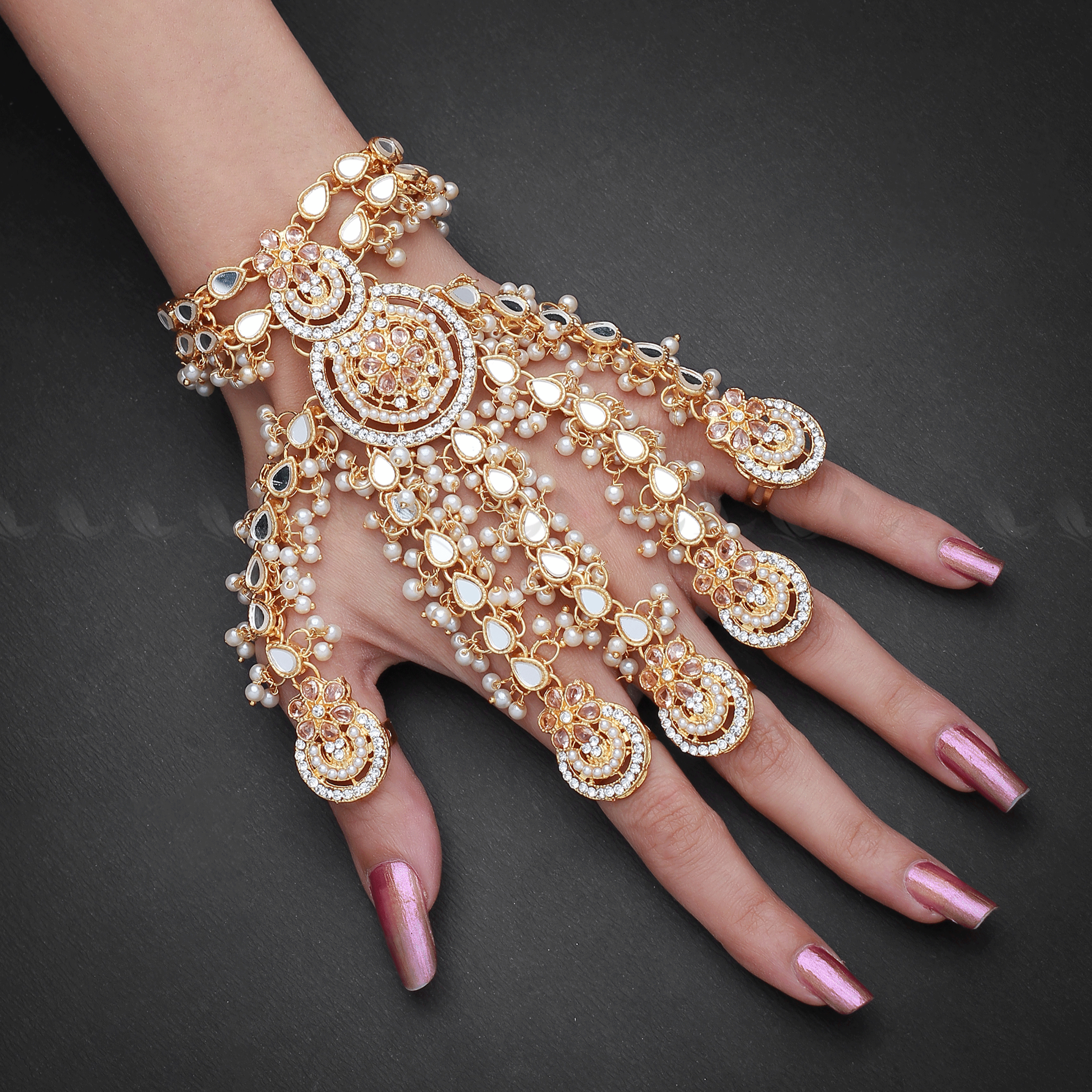 Phool Hath Accessories