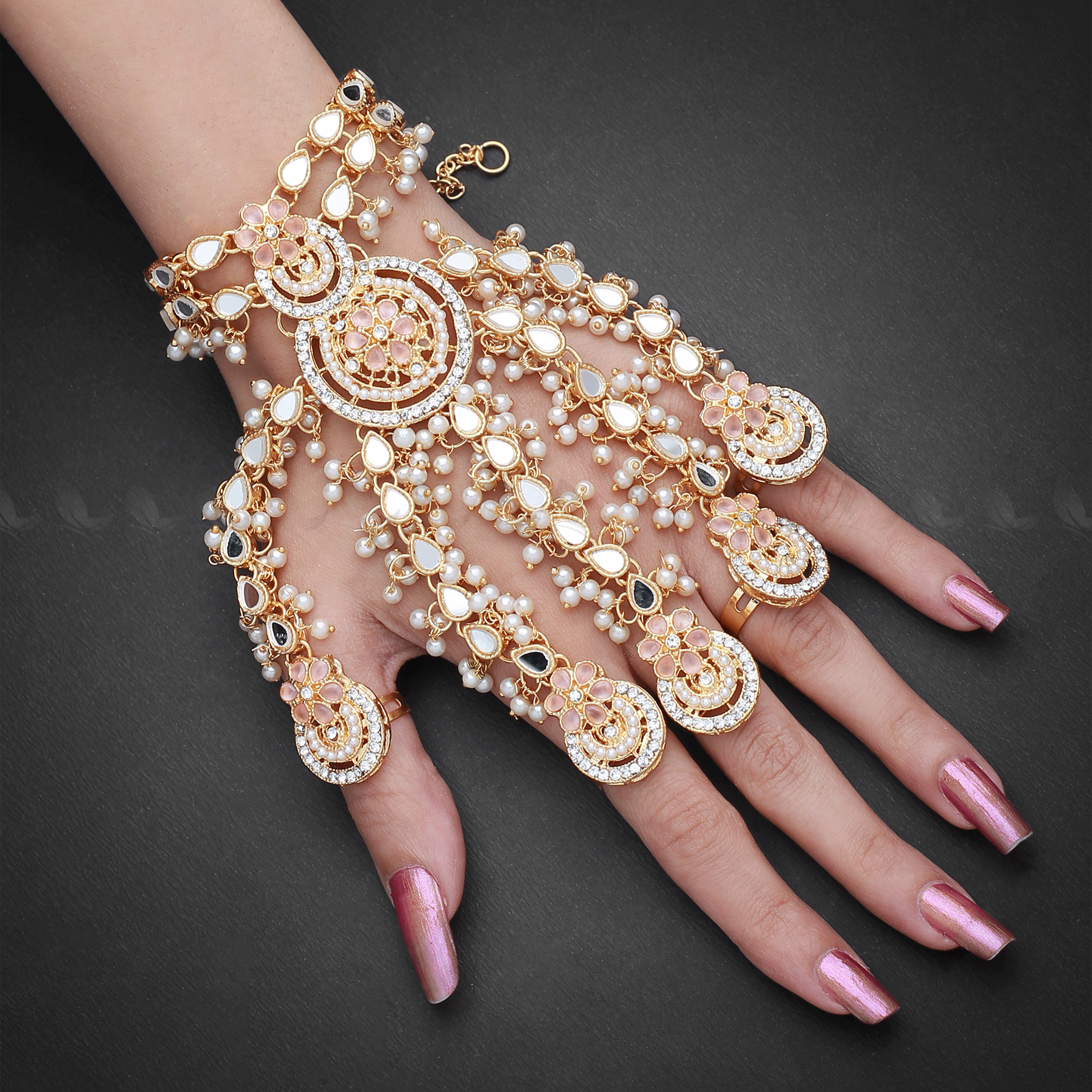 Phool Hath Accessories