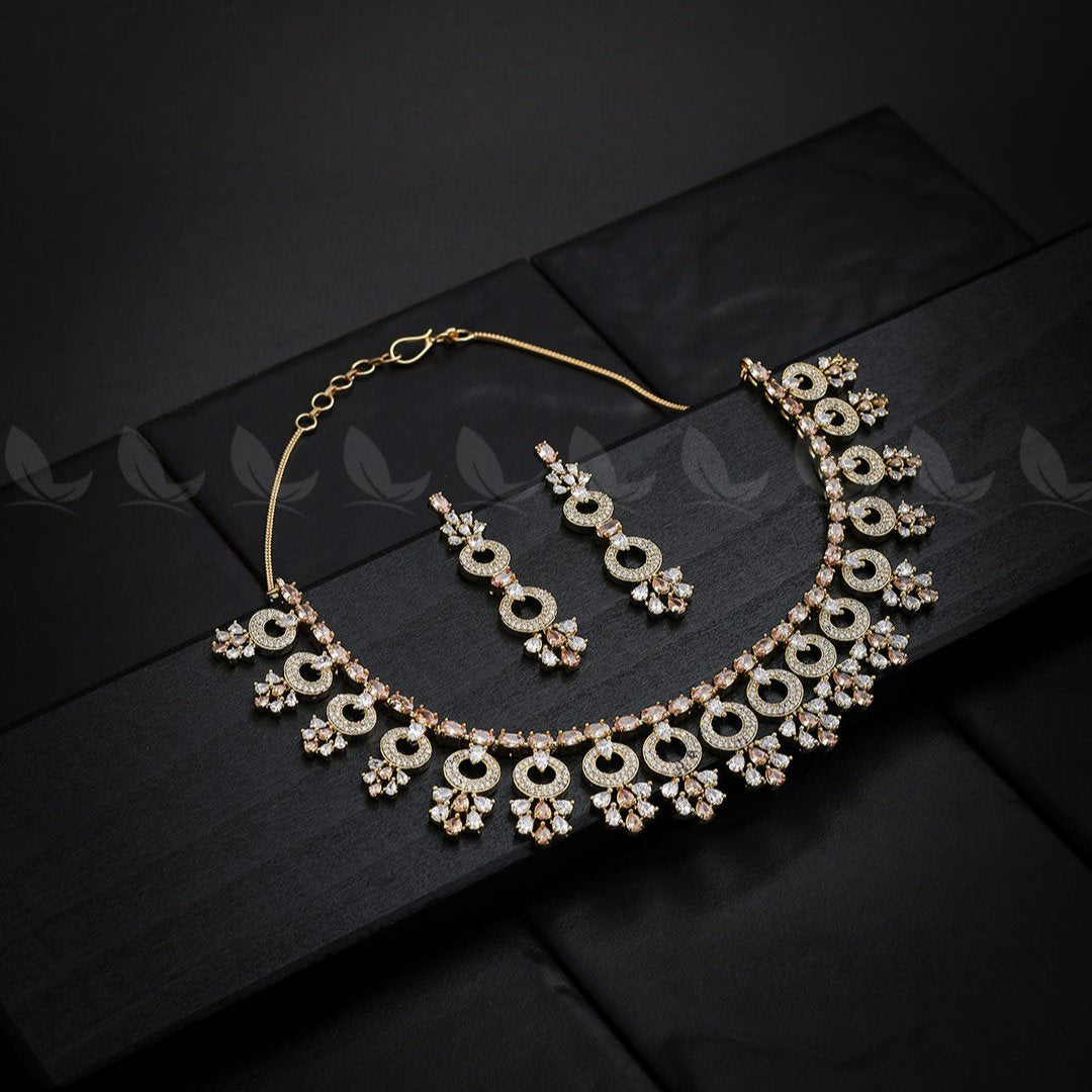 Statement Pieces Necklace