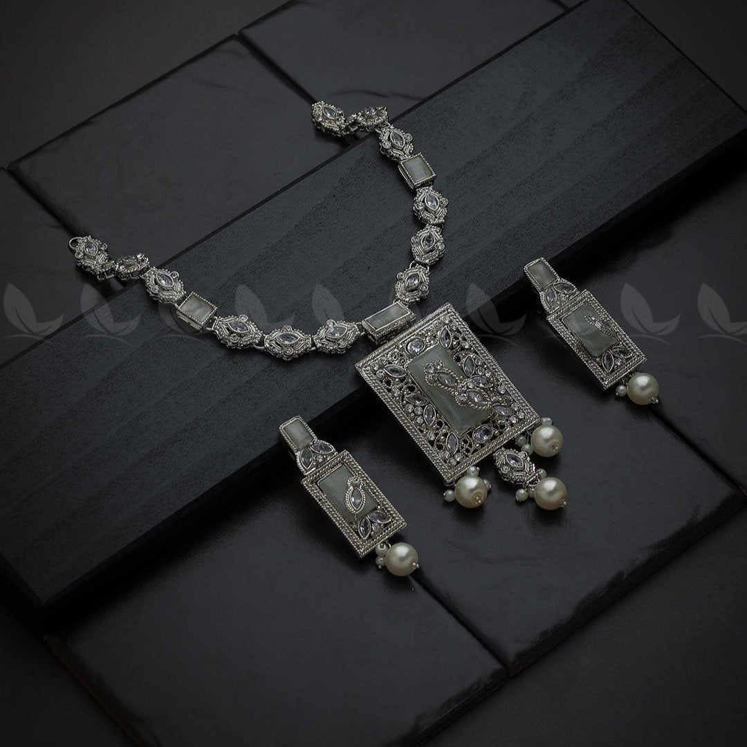 Majestic Gems Necklace