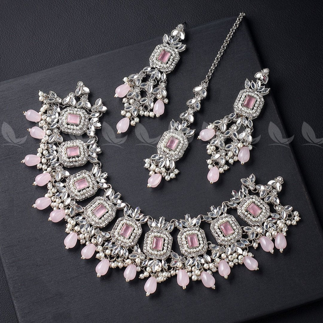 Stephanotis Necklace Set