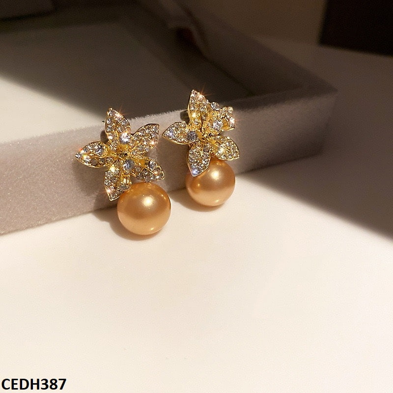 CEDH387 SYB Flower Shinning Pearl Drop Earrings Pair - CEDH