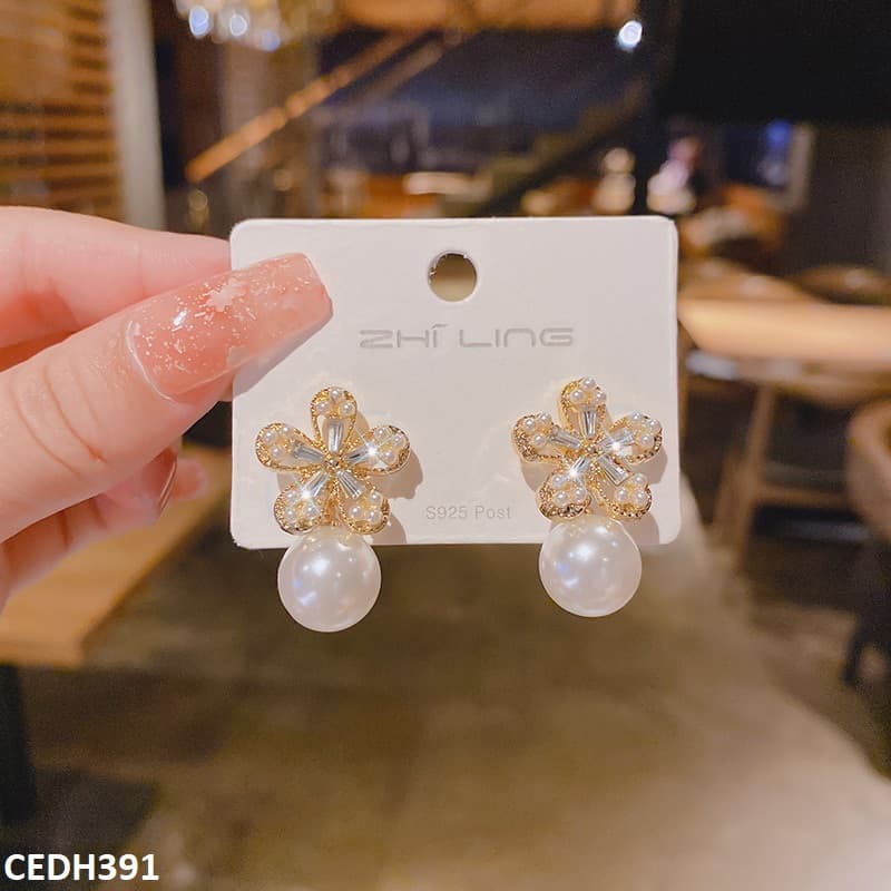 CEDH391 ZHL Flower/Pearl  Drop Earrings Pair - CEDH