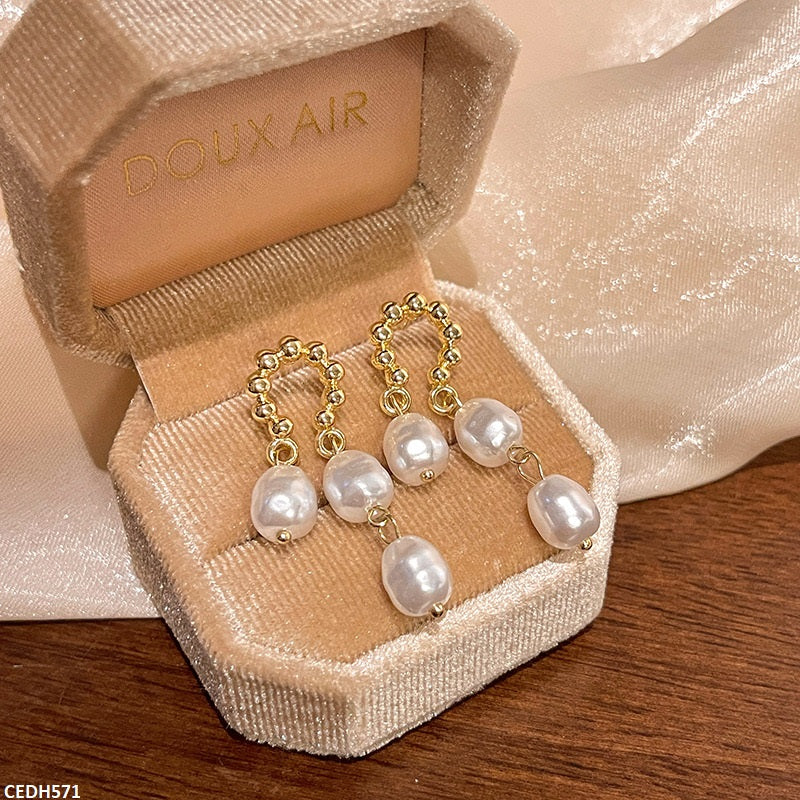 CEDH571 HJF Round Pearl Drop Earrings  - CEDH