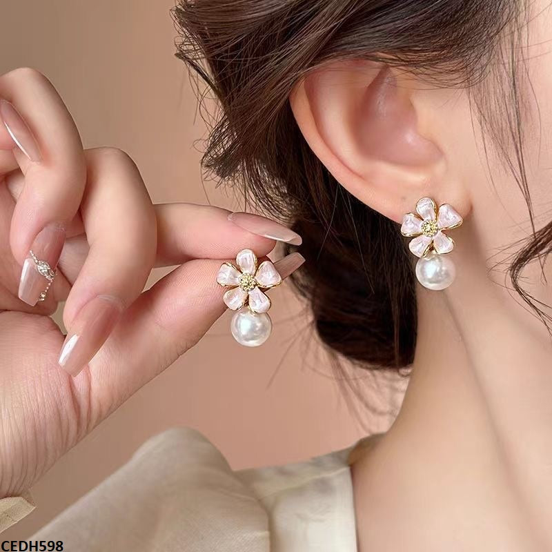 CEDH598 ZHL Flower Pearl Drop Earrings - CEDH