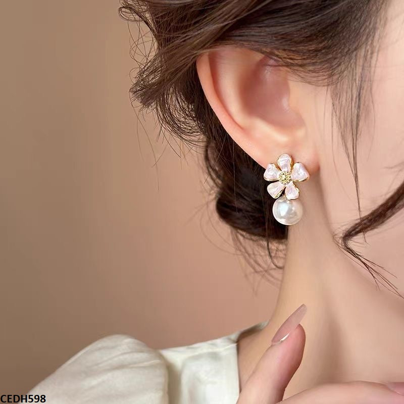 CEDH598 ZHL Flower Pearl Drop Earrings - CEDH