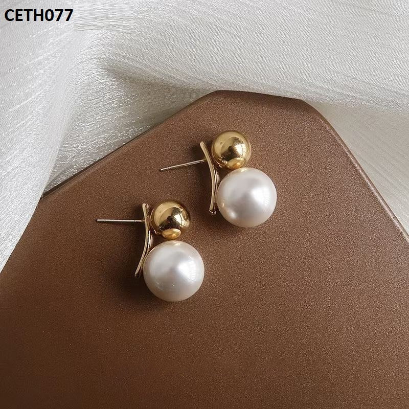 CETH077 ZCD Pearl Ear Tops Pair - CETH