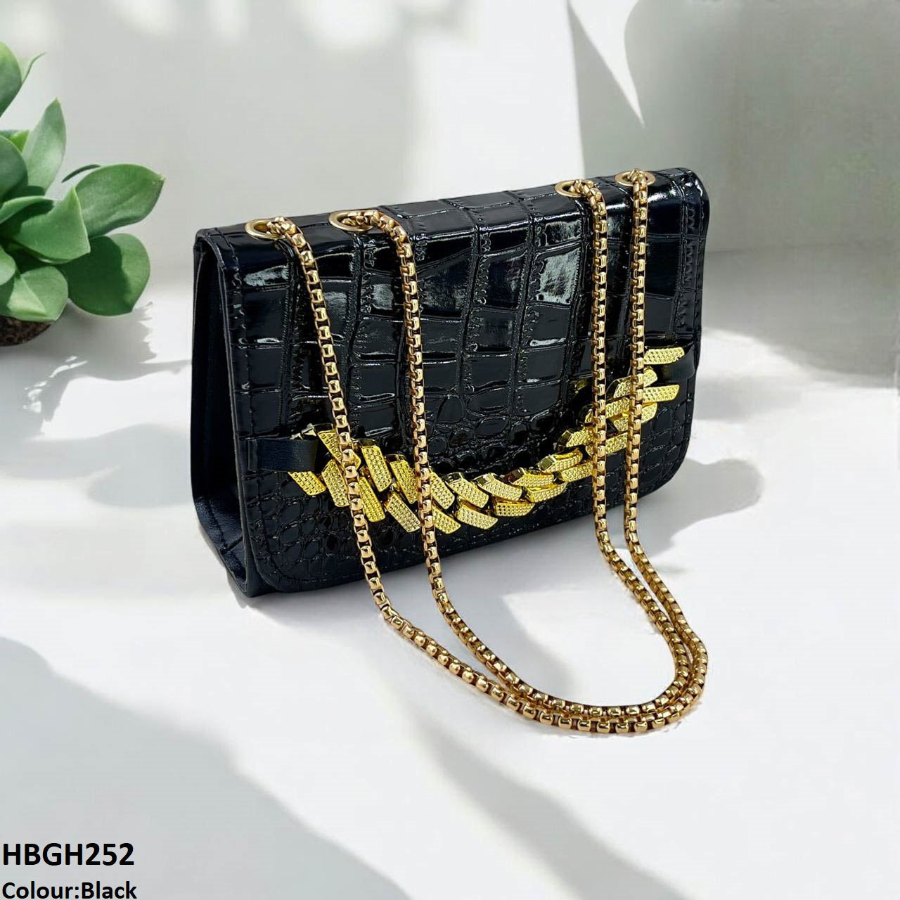 HBGH252 CYG Acrylic Buckle Chain Hand Bag- HBGH