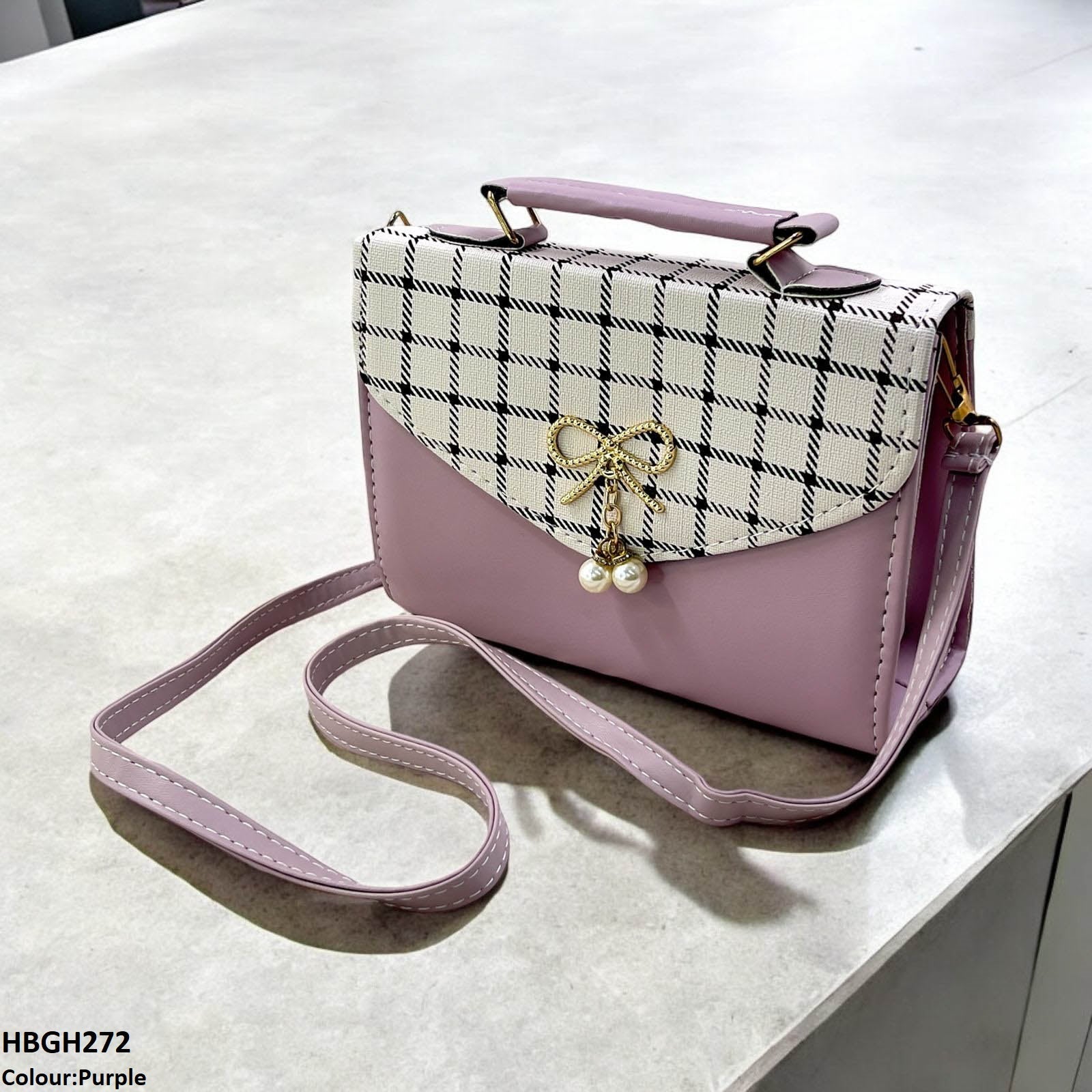 HBGH272 CYG Bow Pearl Flap Bag- HBGH