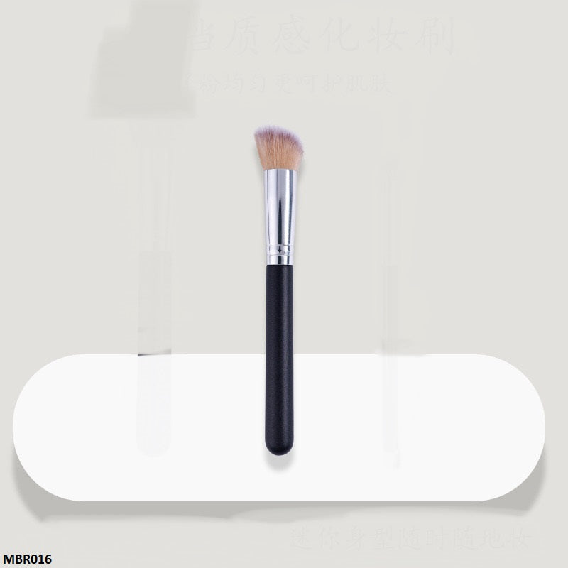 MBR016 QCT Foundation Brush 1Pcs - MBR