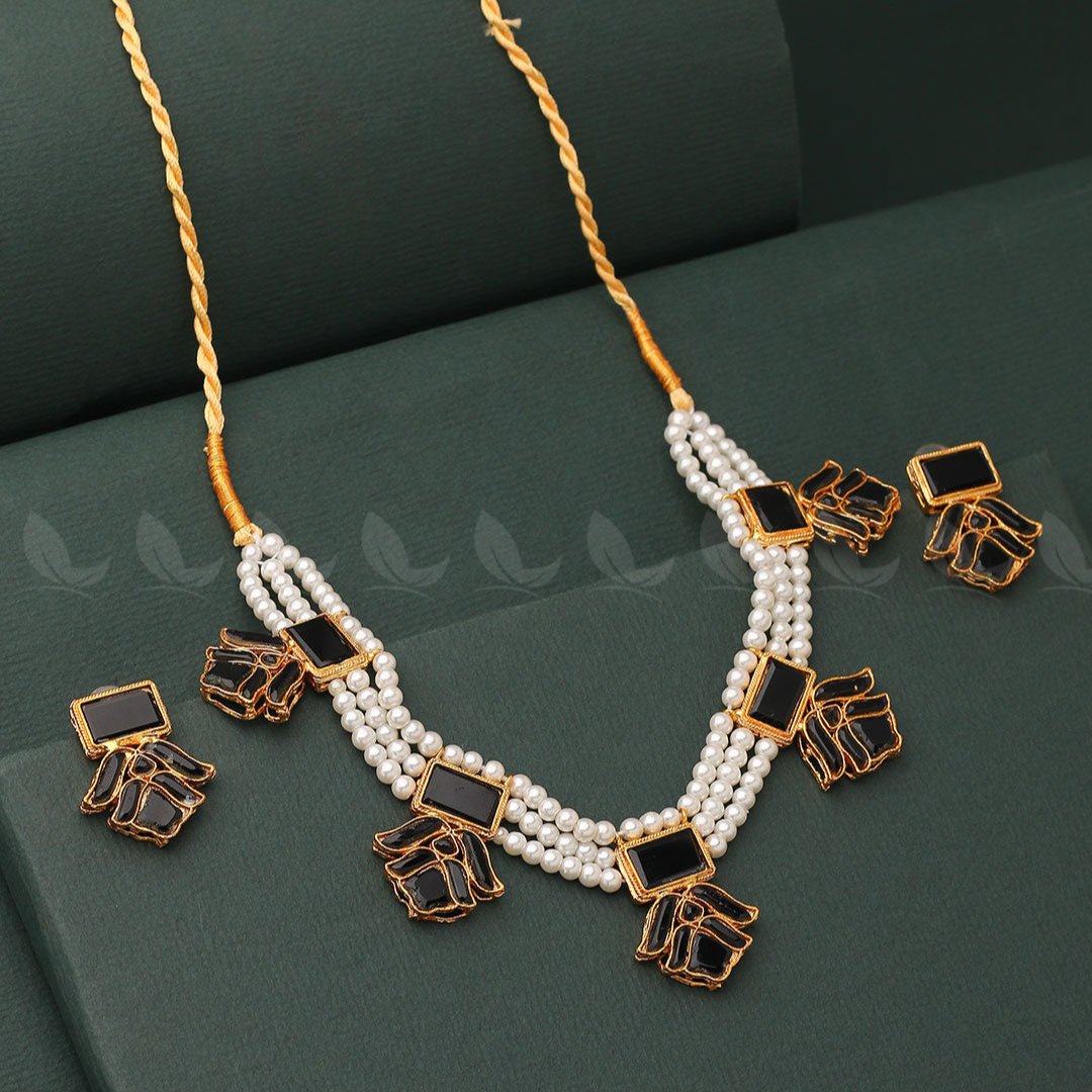 NECKLACE-0999