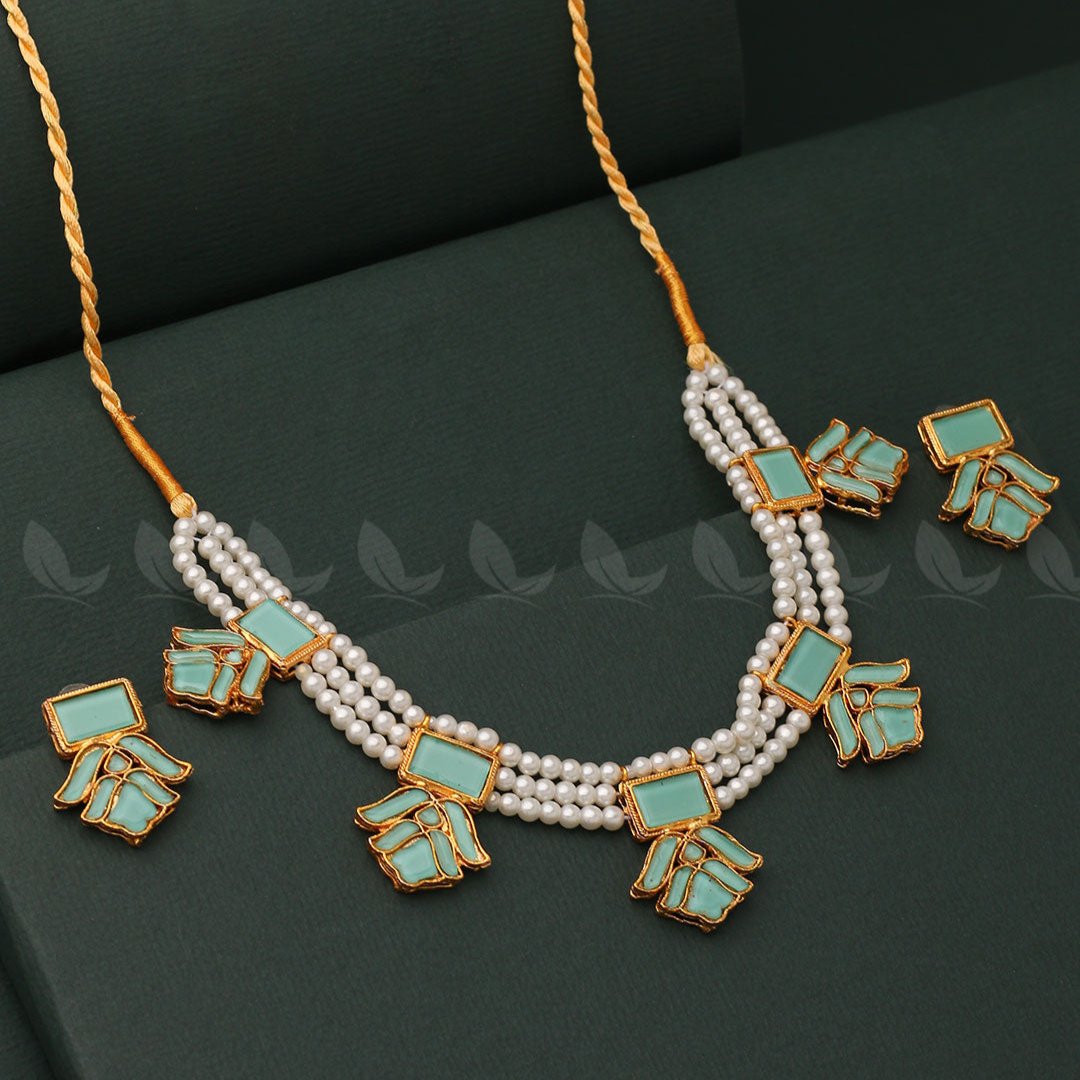 NECKLACE-0999