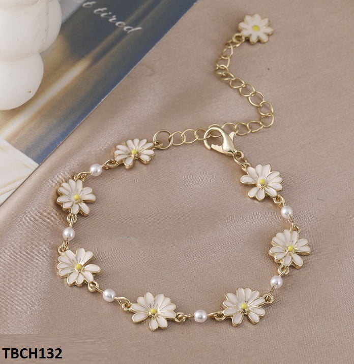 TBCH132 LSH Pearl Flower Hand Bracelet - TBCH