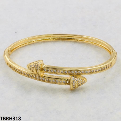 TBRH318 GXN Double Arrow Hand Bracelet Openable - TBRH