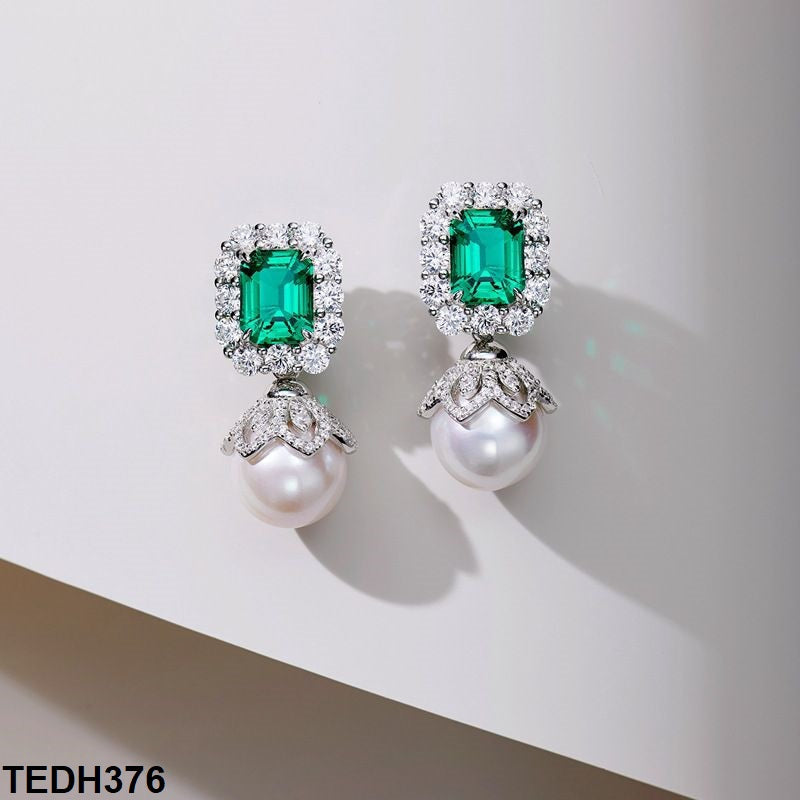 TEDH376 KRL Pearl Drop Earrings Pair - TEDH