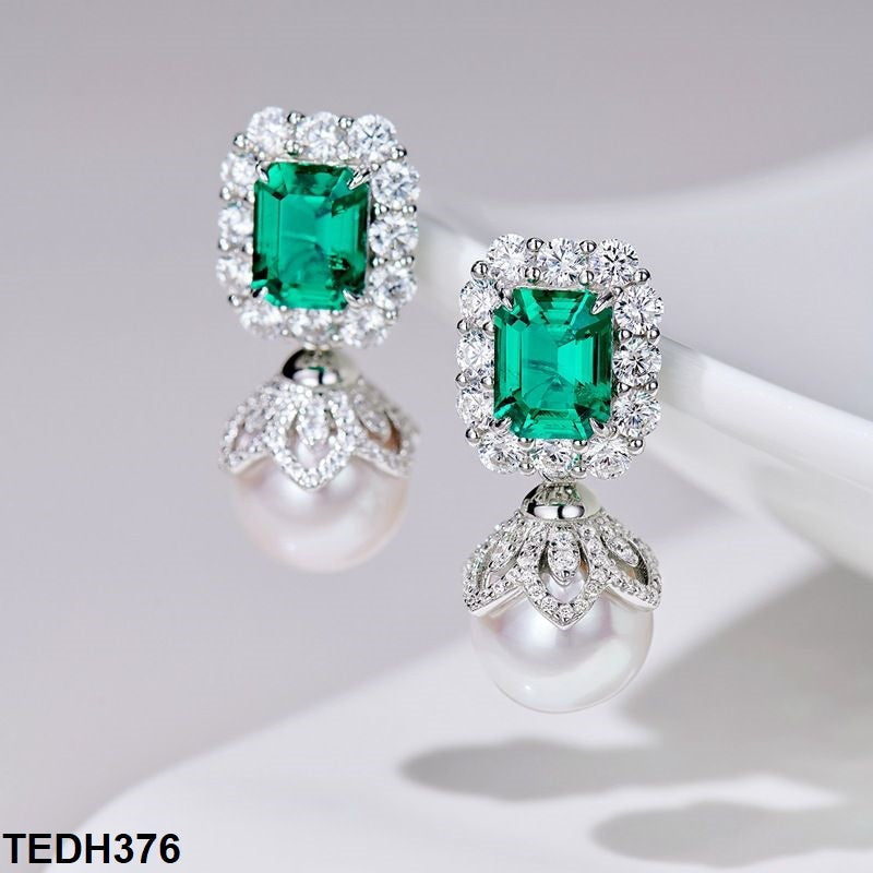 TEDH376 KRL Pearl Drop Earrings Pair - TEDH