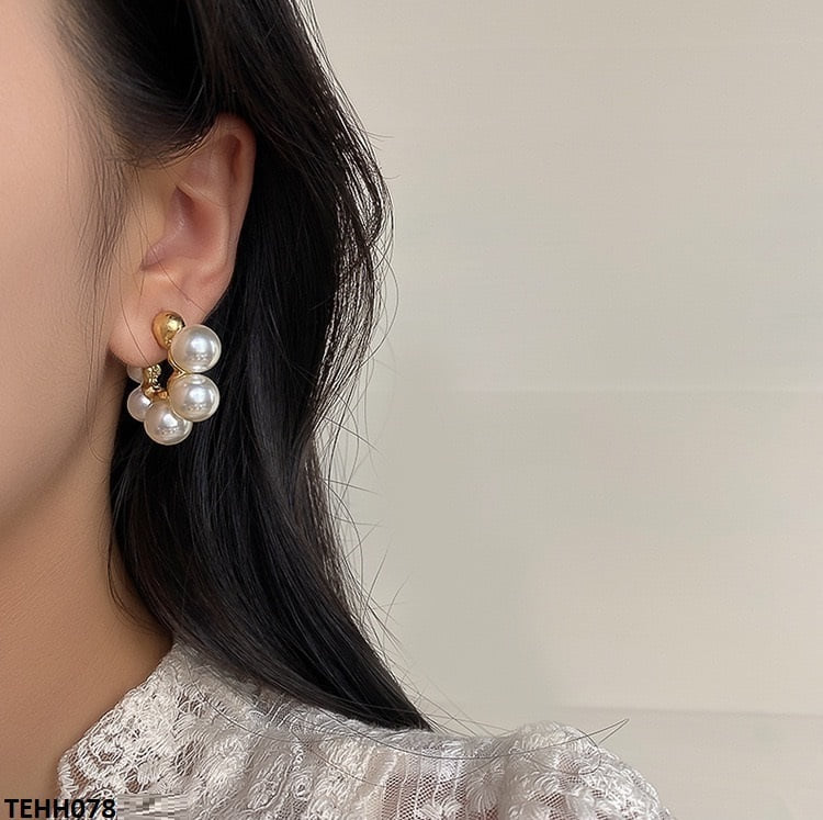 TEHH078 YQG Pearl Hoops Pair - CEHH