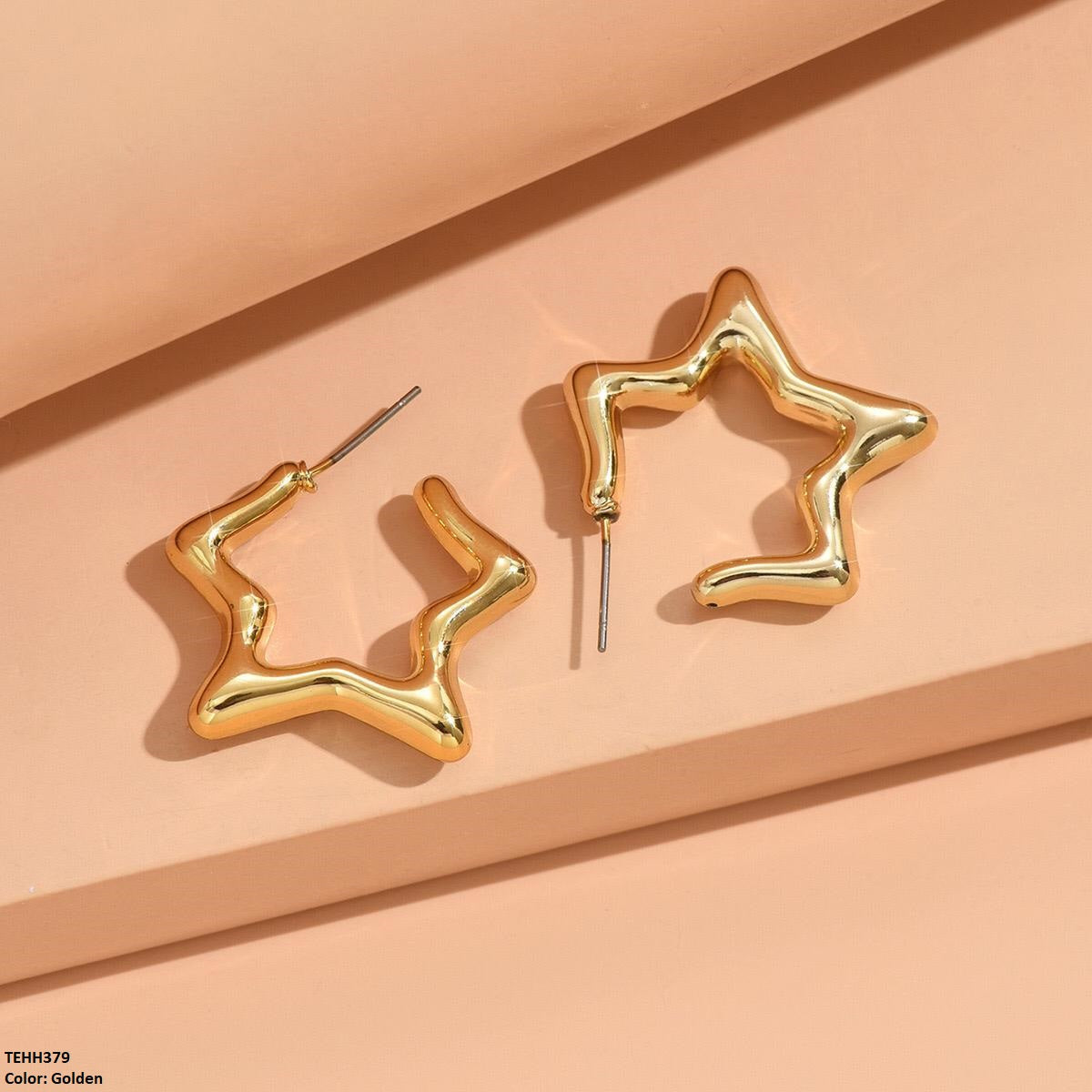 TEHH379 YYE Star Ear Hoops Pair -CEHH