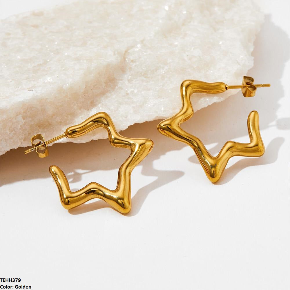 TEHH379 YYE Star Ear Hoops Pair -CEHH