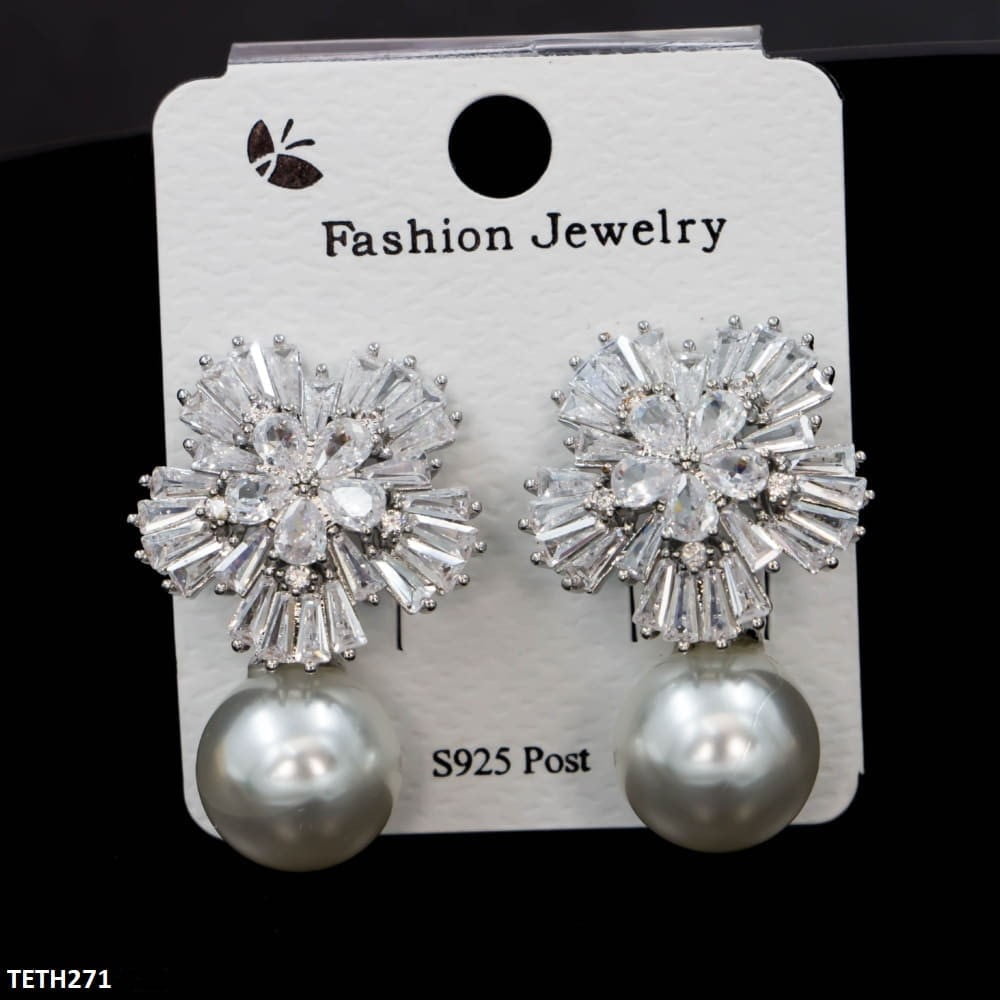 TETH271 DNG Snowflake Earring Studs Pair - TETH