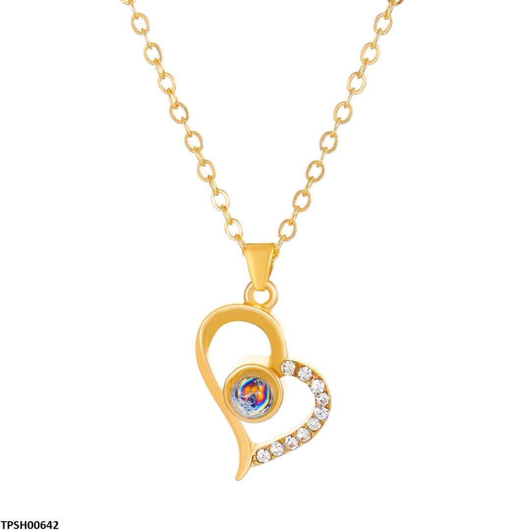 TPSH00642 QWN Heart-Eye Pendent - TPSH