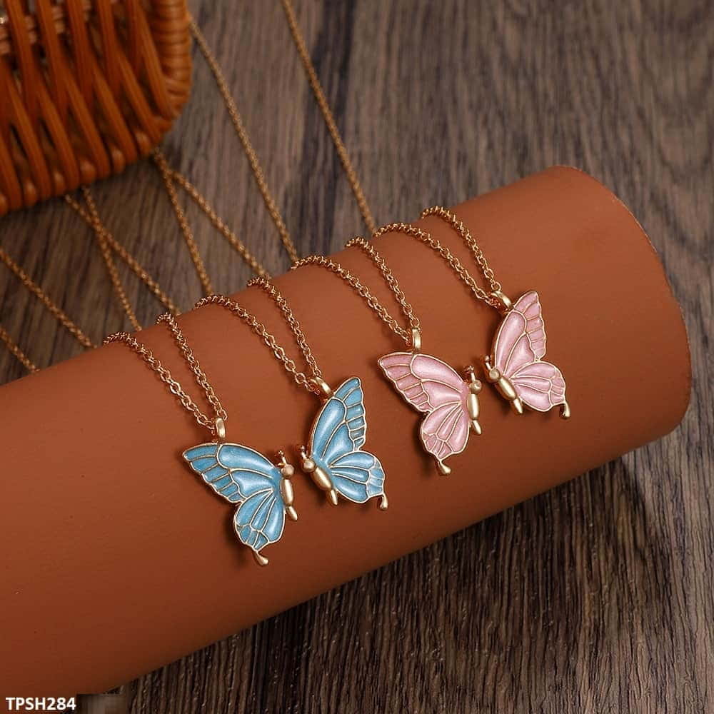 TPSH284 QWN Layer Painted Butterfly Pendant - CPSH