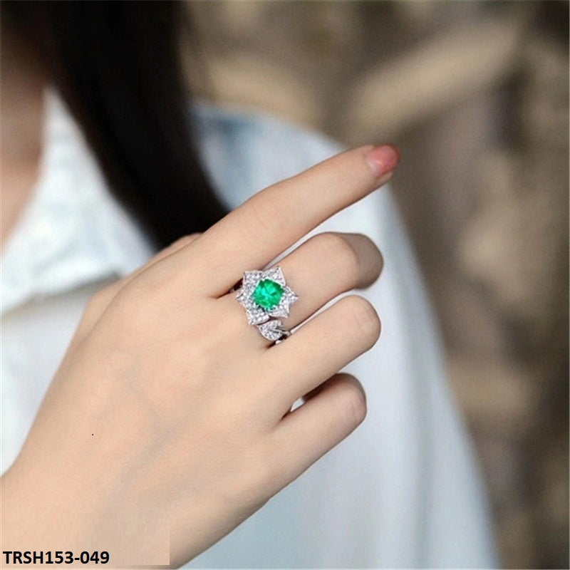 TRSH153 KRL Flower & Leave Adjustable Ring - TRSH